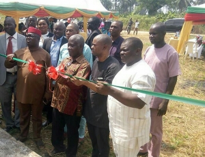 MD of DESOPADEC, Olorogun Williams Makinde commissions a project in Abalagada. He is proudly supported by the Executive Director (Finance and Administratn), Bashorun (Hon.) Askia Samuel Ogieh, (JP, KSJI, CNA) on red cap and Hon Ochor Chris Ochor, Executive Director (Social Services Development) in white dress among others. 
